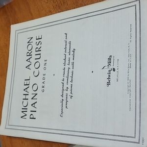 Michael Aaron piano course